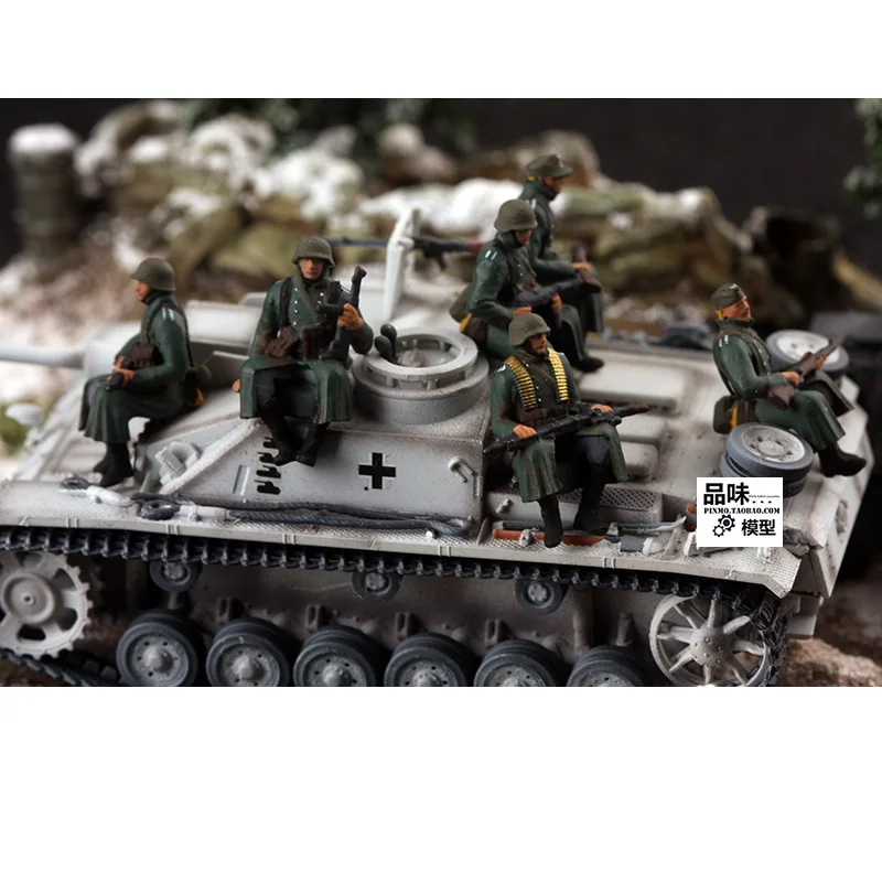 1/72 Actiefiguren Duitse leger Sneeuw Winter Auto met 6 soldaten Set Model Creatieve scène Poppen Speelgoed Display