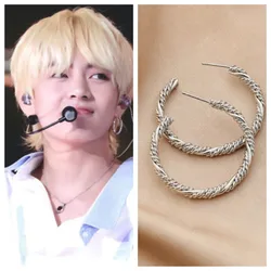 2022 Korean Wave New Kim Taehyung V Circle Metal Twist Earrings Celebrities Exaggerated Temperament Accessories Women's Jewelry