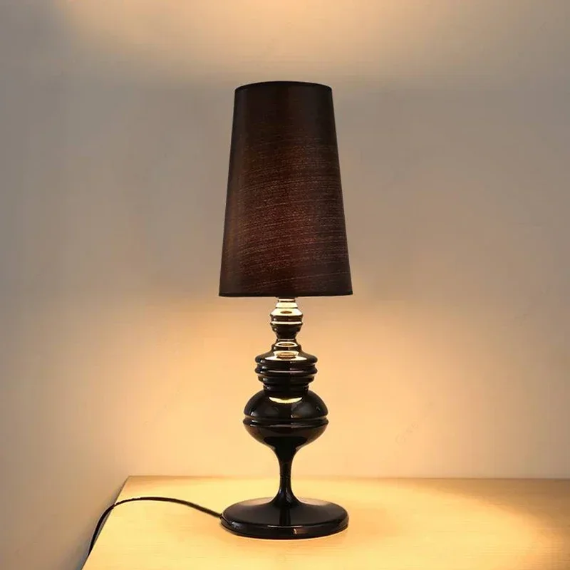 Nordic Home Decor Table Lamps for Bedroom Living Room Bedside Lamp Standing Desk Light Modern Led Light Fixtures Read Luminarias
