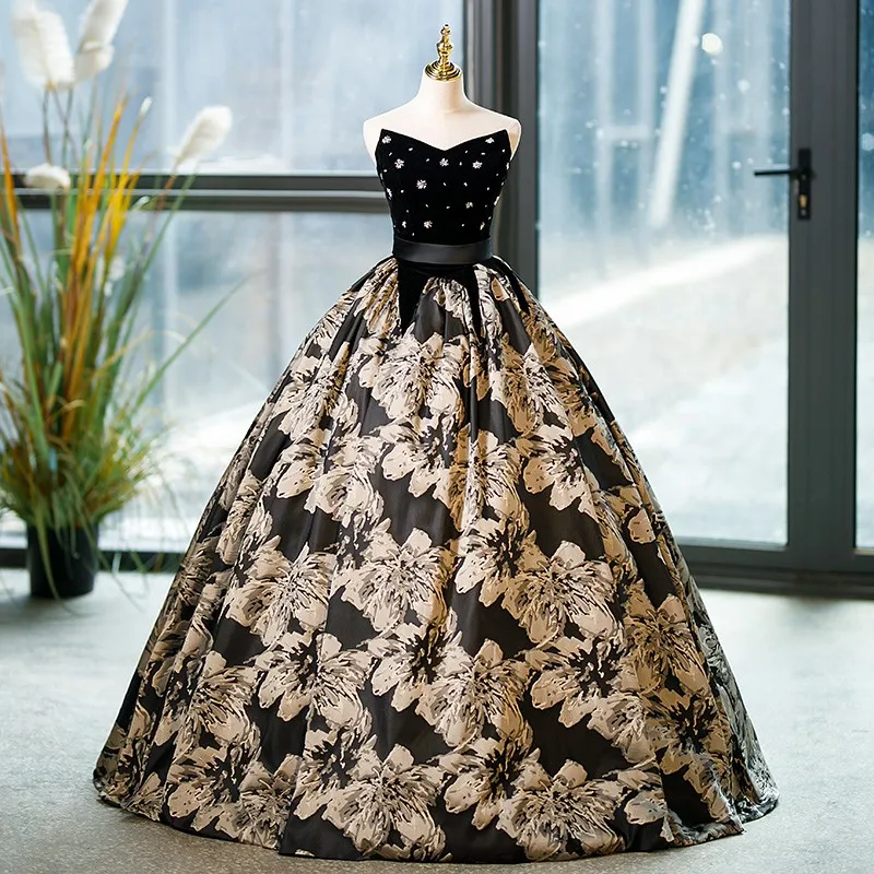 Exquisite Quinceanera Dresses Sexy Strapless Ball Gown Dress Elegant Luxury Floor-length Sleeveless Graduation Dress Customized