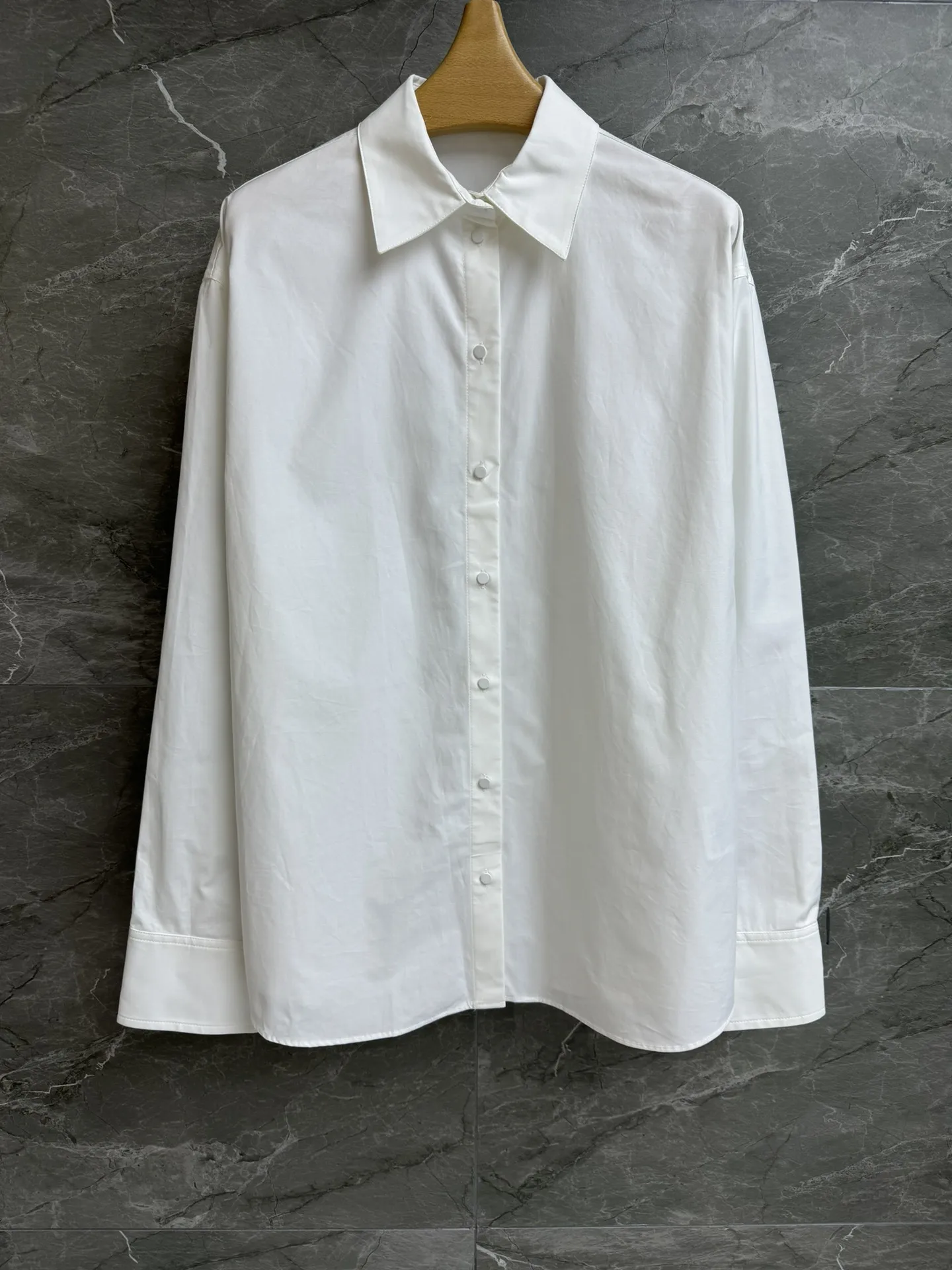 High quality new women's clothing for summer and autumn 2024 Classic minimalist pure white collar shirt 0708