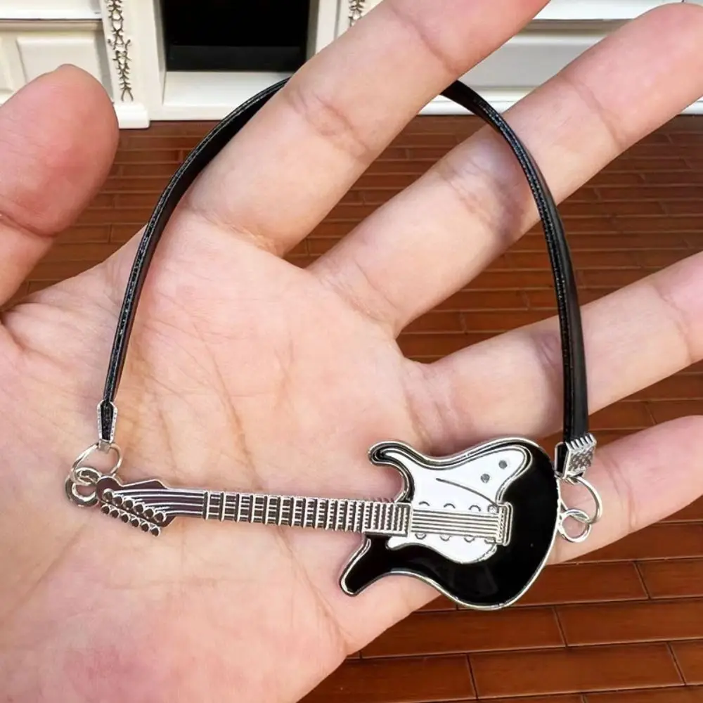 1/6 Doll Musical Instruments Mini Miniature Plush Doll Mini Guitar Model Doll Accessories Photo Props Doll Electric Guitar Gift
