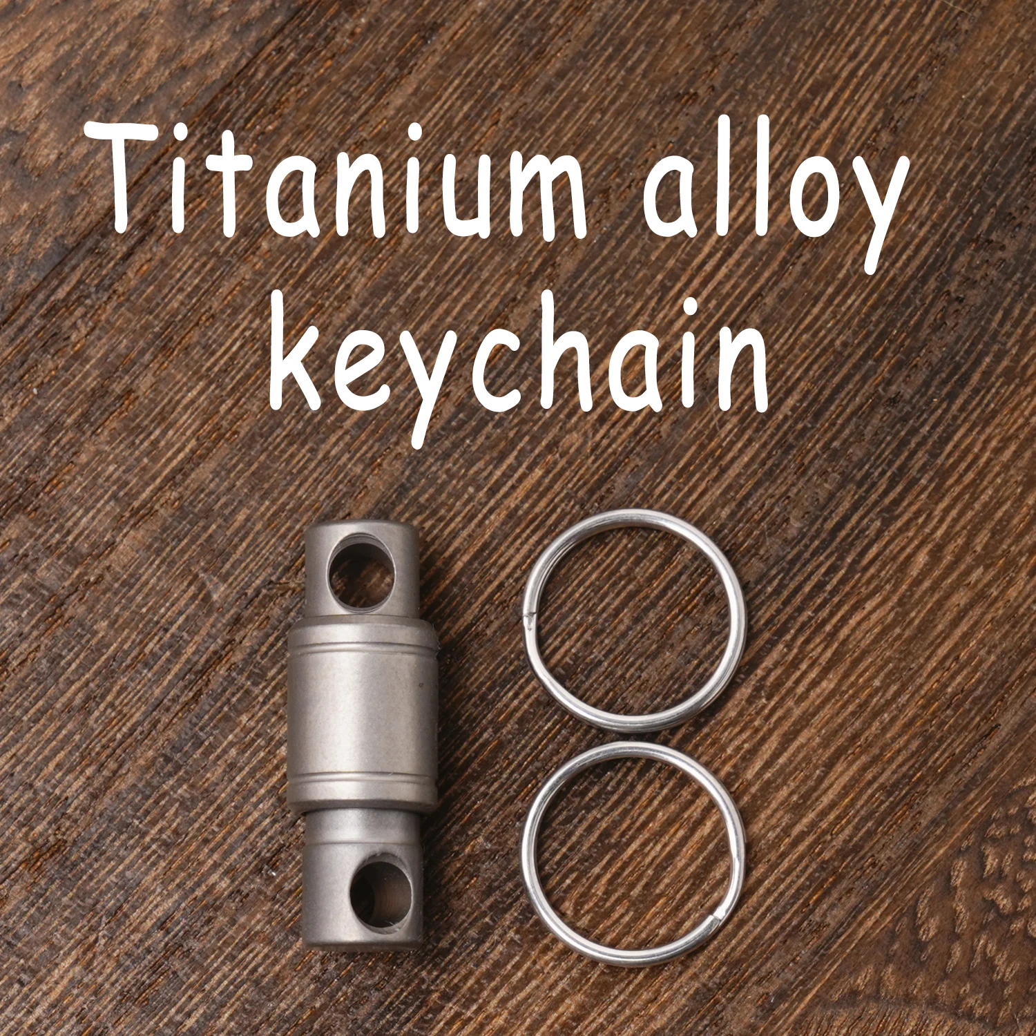 

Titanium Alloy Small Keychain Double Headed Buckle 360 ° Rotation Small Outdoor Camping EDC Manual Tools