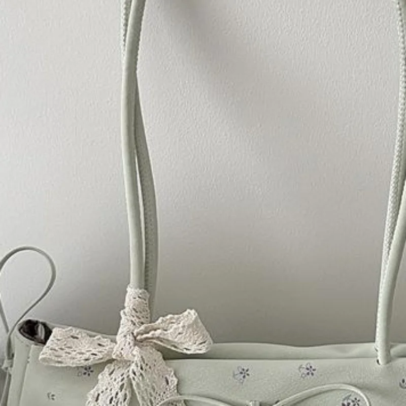 

Women's Fashion Handbag Underarm Style with Versatile Design for Daily Use