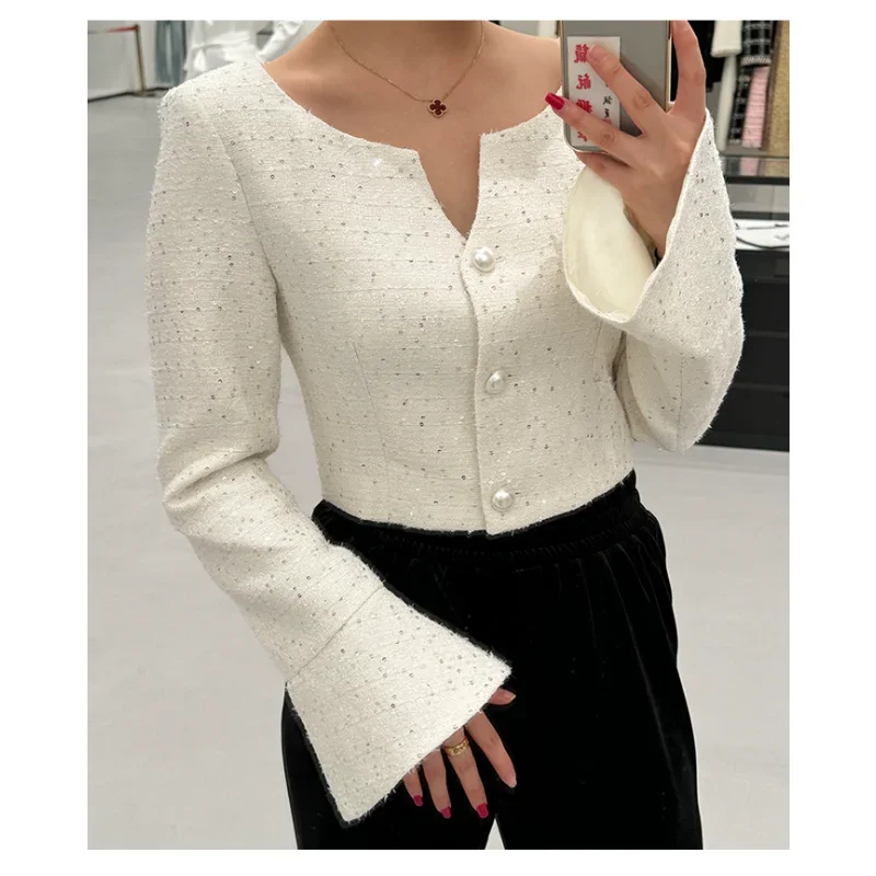 

White Small Fragrance Sequined Fashion Coat Tweed Trumpet Sleeve V-neck Pearl Button Sweet French Chic Short Women's Coat