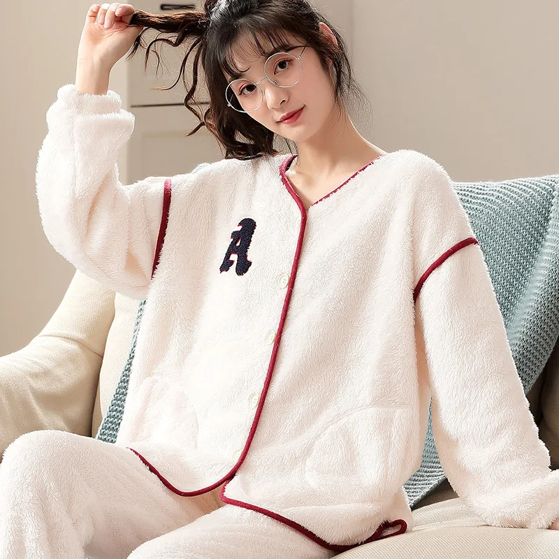 Basic Lapel Cardigan Loose Pant Women\'s Pajamas Set New Winter White Fashion Long Sleeved Flannel Pajamas Female Sleepwear Set