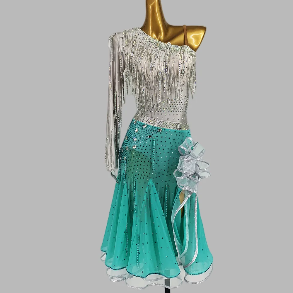

2026New Latin Dance Dress Sexy Adult Female Outdoor Costume Ladies Bodycon Women Ballroom Samba Stage Practice Wear Evwning Suit