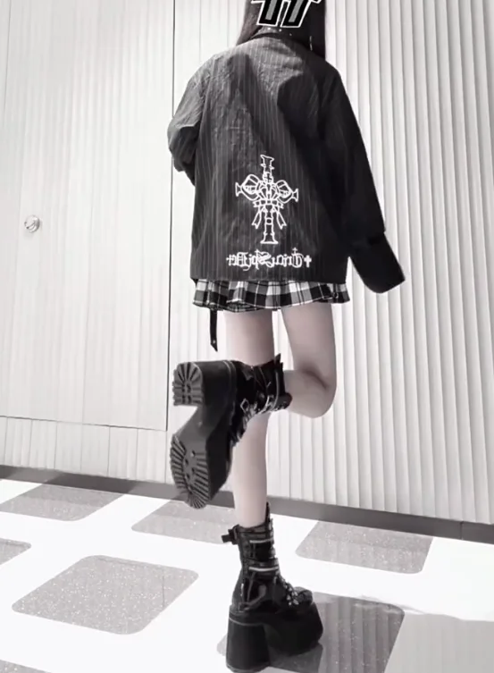 

Японские оригинальные субкультурные ботинки в стиле Sweet Girl: универсальные короткие ботинки на толстой подошве в стиле панк, милые и дерзкие женские ботинки Knight.