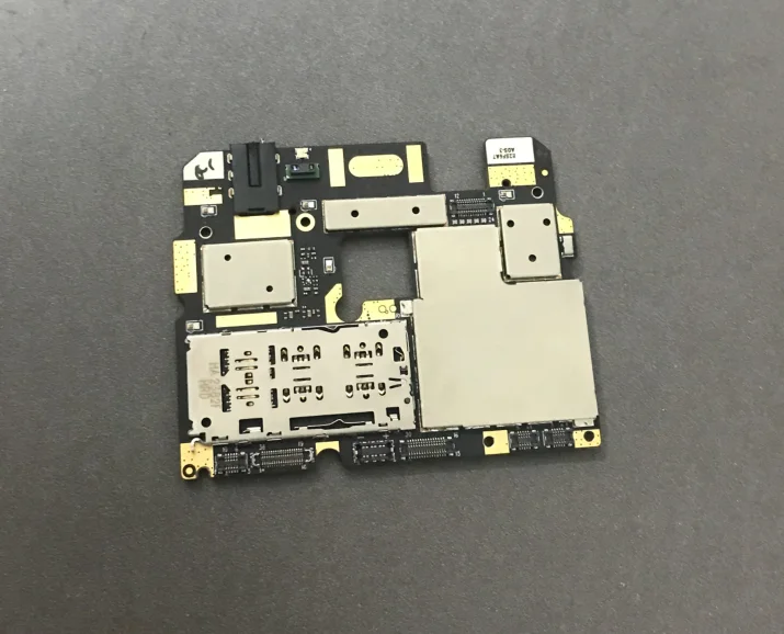 

Оригинальная материнская плата 6 ГБ ОЗУ + 64 ГБ ПЗУ для DOOGEE S61 Pro Helio G35, восьмиядерный процессор 6,0 дюйма HD +