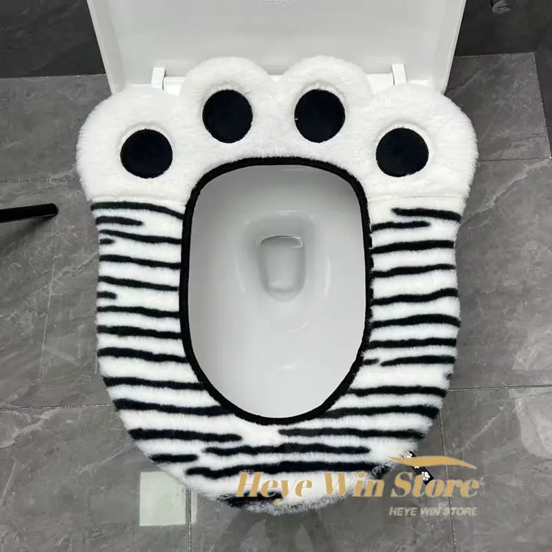 Cute Bear Paw Plush Toilet Cushion Four Seasons Universal Toilet Mat Household Adhesive Toilet Seat Cover for Bathroom Decor