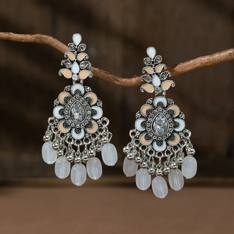 Vintage Jhumka Jewelry New Bohemian Tassel Earrings Women's Ethnic Style Long Colored Crystal Bead Indian Earrings for Women