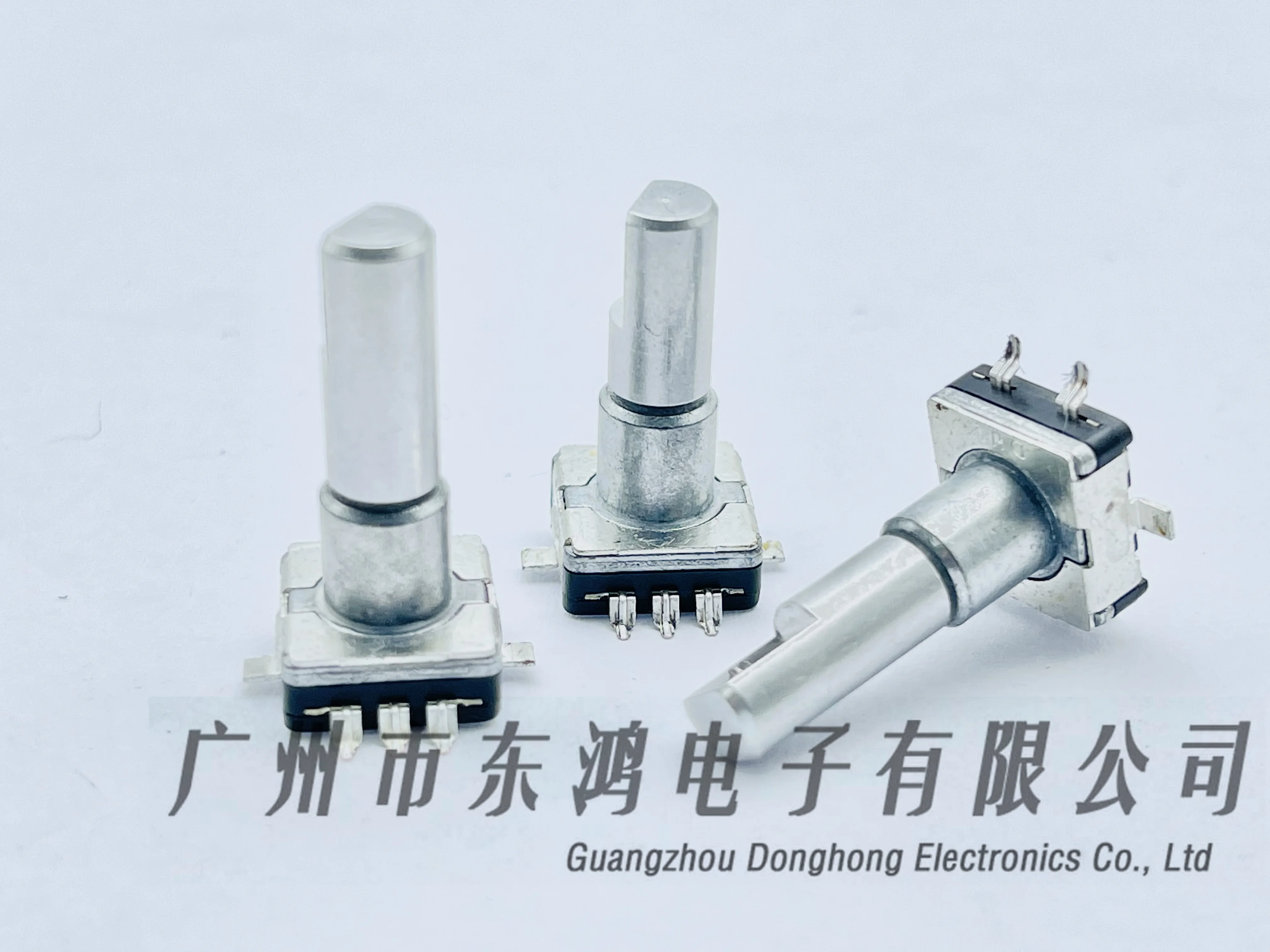 1PCS Premium EC11 Model Patch Foot encoder with press switch Car DVD navigation Volume shaft length 22mm/19mm