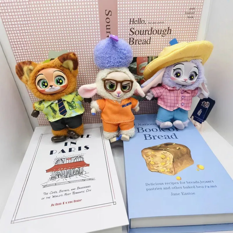 ตุ๊กตาดิสนีย์ ซูโทเปีย ซีรีส์ ทัง กัม ของเล่นตุ๊กตาผ้ากำมะหยี่ นิค จูดี้ ของตกแต่งกระเป๋าเป้สุดเทรนดี้ ของขวัญวันเกิดสำหรับเด็กผู้หญิง ของขวัญคริสต์มาส