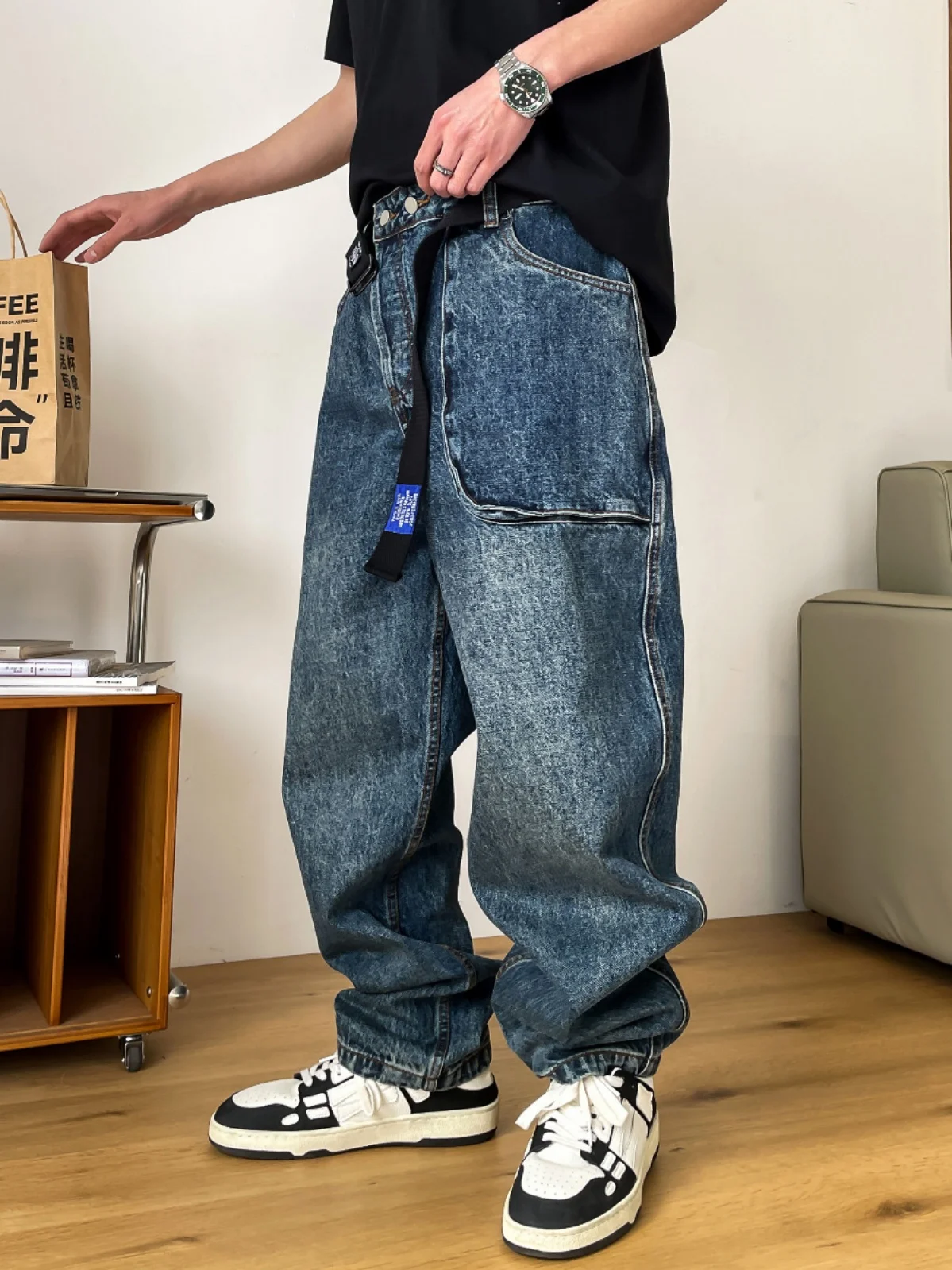 

Trendy American Sle Heavyweight Waed Large ket Men's Casual Loose Jeans Cotton Polyester Blend Straight Leg Loose Fit