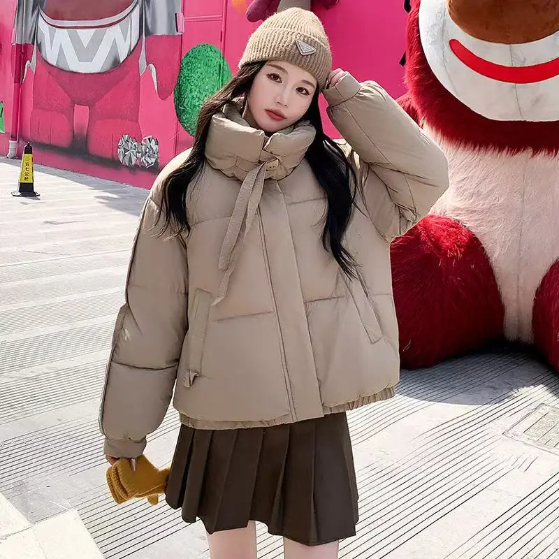 2025New Unten Baumwolle gefütterte Abgeschnitten Mantel Frauen Parkas Winter Mantel Koreanische Lose Thicke Puffer Baumwolle Jacke Student Warme oberbekleidung