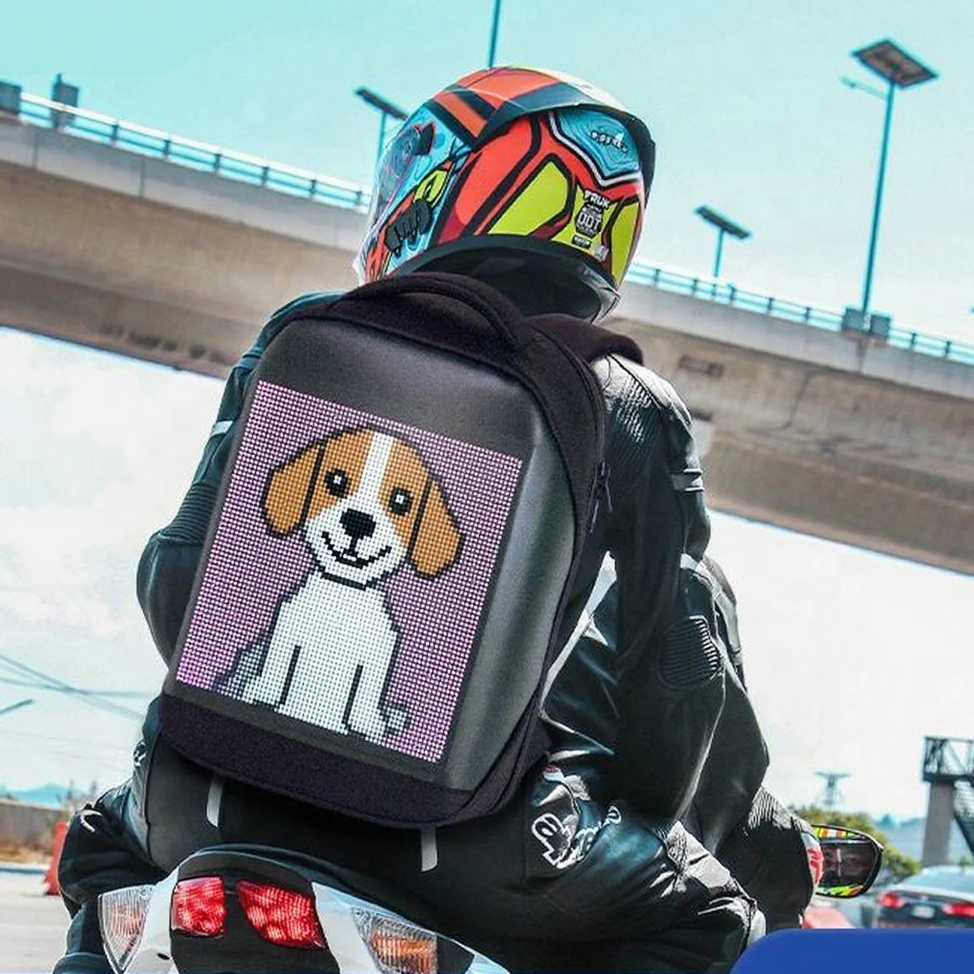 Customizable LED Backpack Human Billboard Advertising USB Charging Port Suitable for Event Promotion Urban Advertising