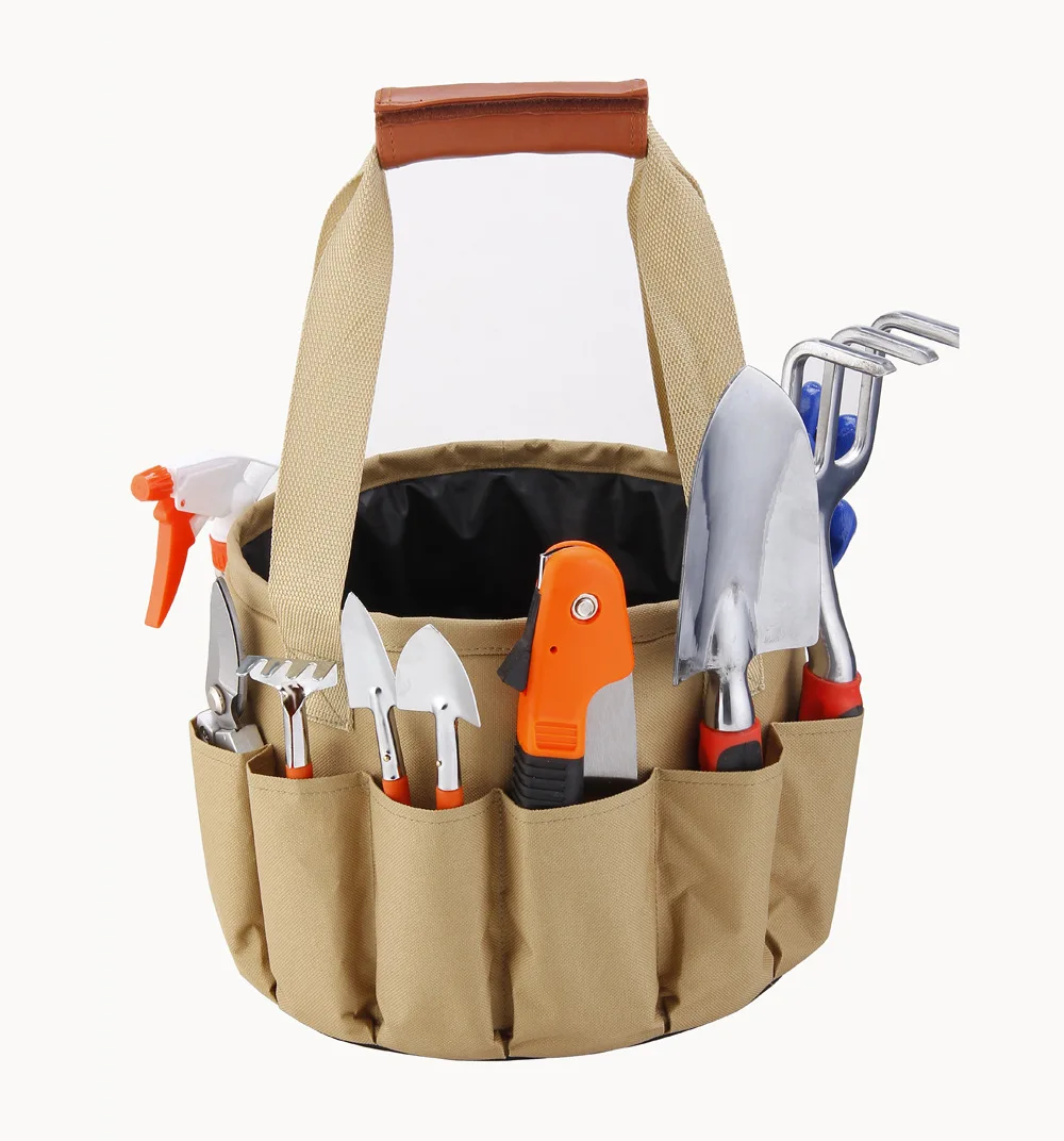 un-conjunto-de-herramientas-de-jardineria-y-equipo-de-camping-que-incluye-palas-rastrillos-y-sierras