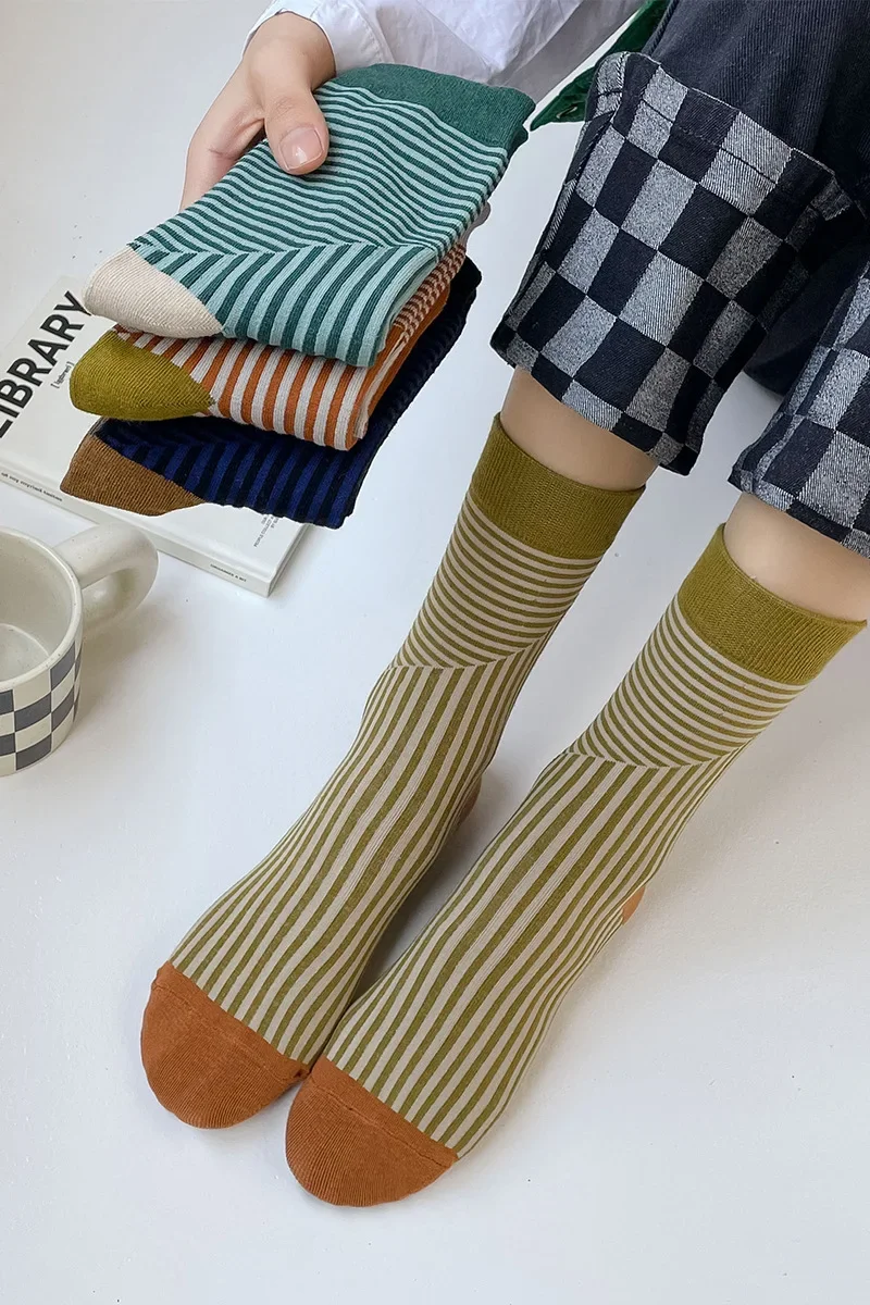Mehrfarbig Gestreifte Frau Socken Koreanische Mode Retro Socken Frauen Casual Harajuku Baumwolle Mädchen Studenten Crew Socken College Stile – Detail 9