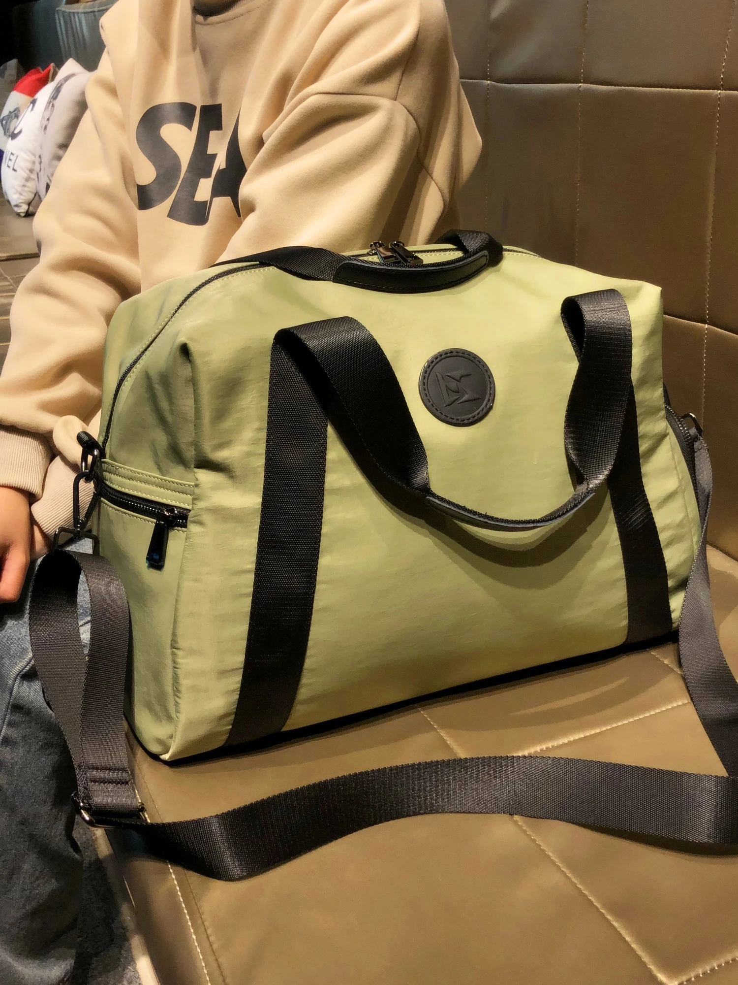 borsa-da-viaggio-gurdier-hong-kong-2025-nuova-leggera-grande-capacita-sportiva-e-fitness-alla-moda-per-brevi-viaggi