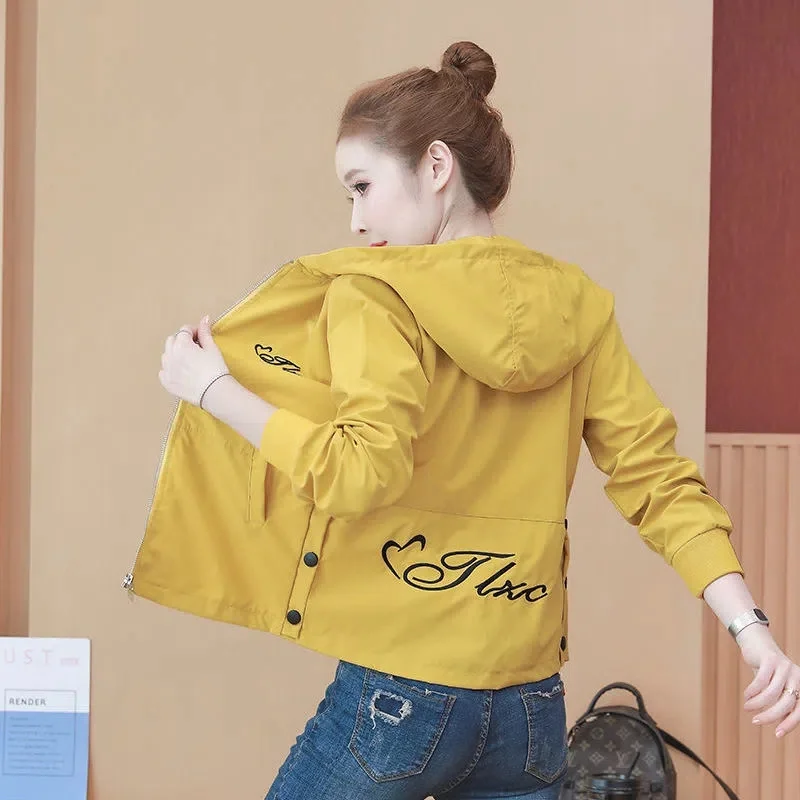 2025 Spring  Autumn Jacket Short Overwear Women New Baseball Uniform Outerwear Small Female Ladies Embroidered Zipper Coats L172