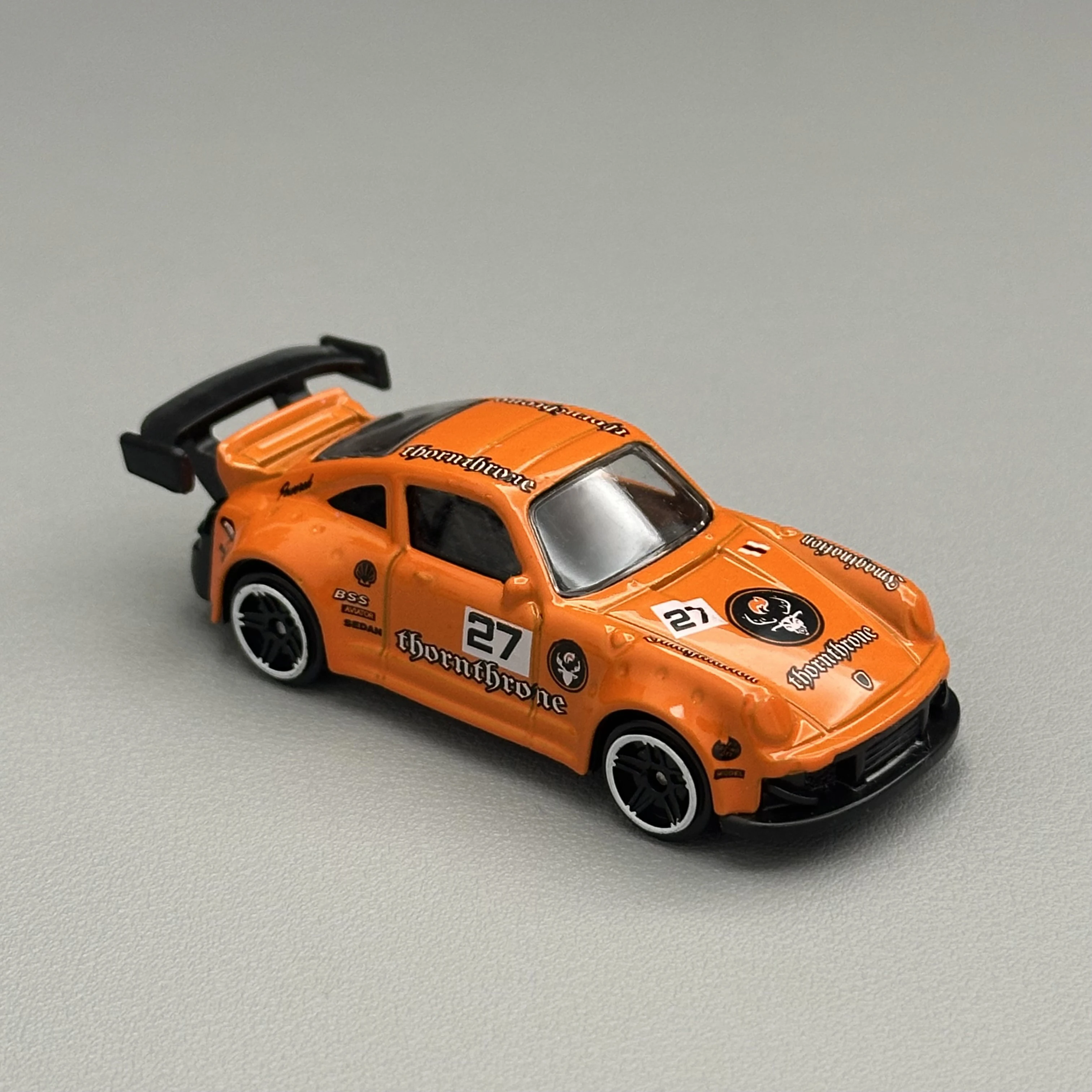 1/64 Diecast Alloy Car Model 911 Metal Vehicle Miniature Toy Collectible Car Gift For Kids And Adult Hobby Collection Display view 6