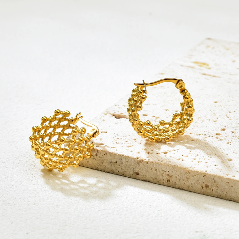 E220 new stylish hollowed-out versatile earrings, elegant solid color stainless steel gold stud earrings