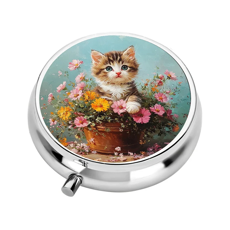1 Cute Cat and Flower Pill Box - 3-Compartment Portable Medicine Organizer with Keychain Chain Closure, Small Pill Box, Suitable for Wallet, Durable Plastic and Metal Design (Ideal Gift)