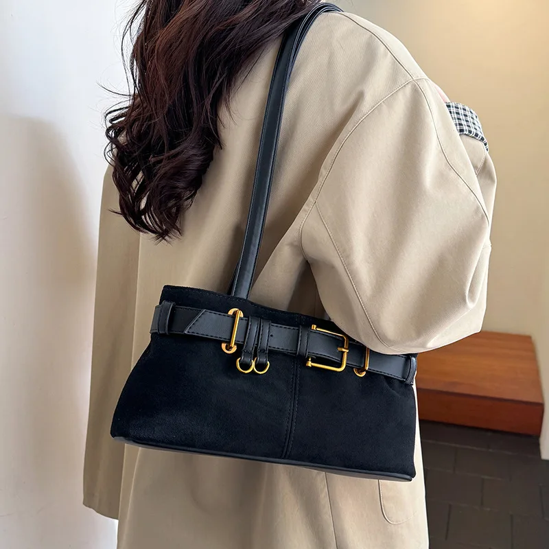 

2025 A/W Vintage Underarm Purse for Work, Genuine Leather Multi-way Shoulder Crossbody Bag, Retro Chic Tote for Office Commute