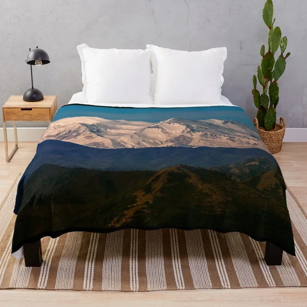 

Denali Throw Blanket Quilt heavy to sleep Beautifuls Soft Beds Blankets