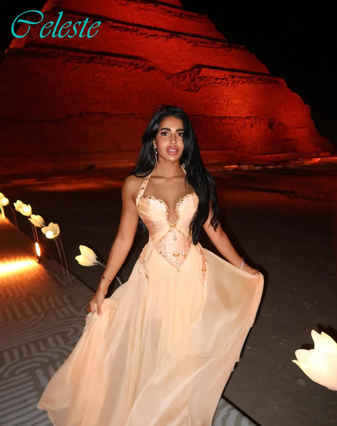 

Customized A-Line Halter Sleeveless Formal High Quality Evening Dress Fashion Celebrity Gowns Delicate Temperament Prom Dress