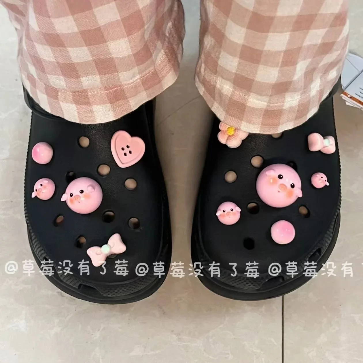 

DIY Cartoon Shoe Charms Garden Shoe Accessories Buckle DIY Clogs Sandals Decorate Fit Party Kids Gifts Wholesale Quality