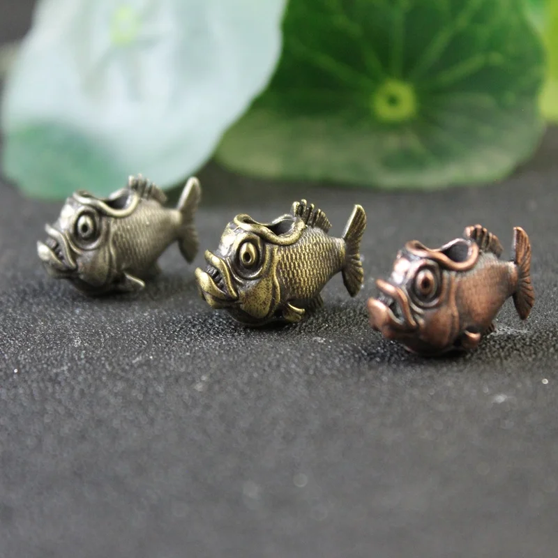 

Brass African Piranha Knife Beads Flashlight Lanyard Pendants EDC Outdoor Tool Retro DIY Paracord Beads Fish Charms Accessories