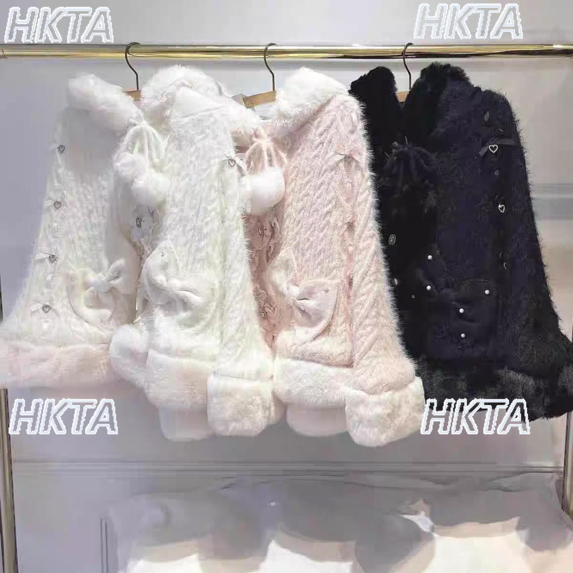 

Универсальная милая пушистая вязаная накидка в японском стиле с капюшоном, новинка зимы 2025 года, утепленный теплый свитер Liz, пальто, куртка, плащ