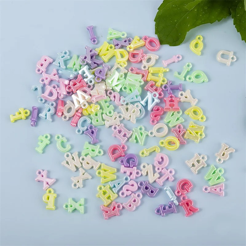 100Pcs 14mm Candy Color Plastic Mixed Letter Charms Pendant for Jewelry Making Charms DIY Bracelet Earrings Pendant Accessories