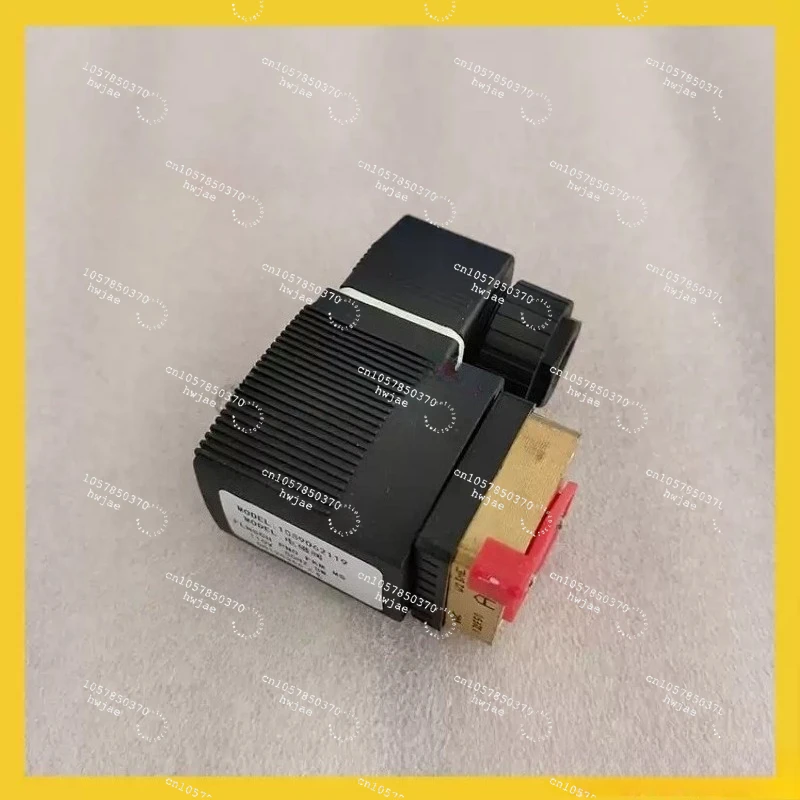 エアコンプレッサー1089062114、ソレノイドバルブ1089062113-6236382300を交換してください。