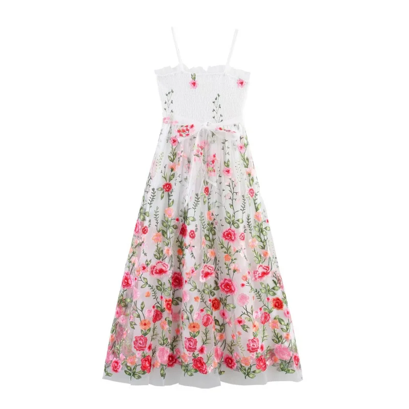 

2025New Summer Sweet Slimming Smocking Embroidery Waist Trimming Spaghetti Straps Long