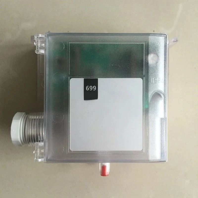

699 Series 699.917026010 Air Differential Pressure Sensor 4-20MA/0-10V without Display