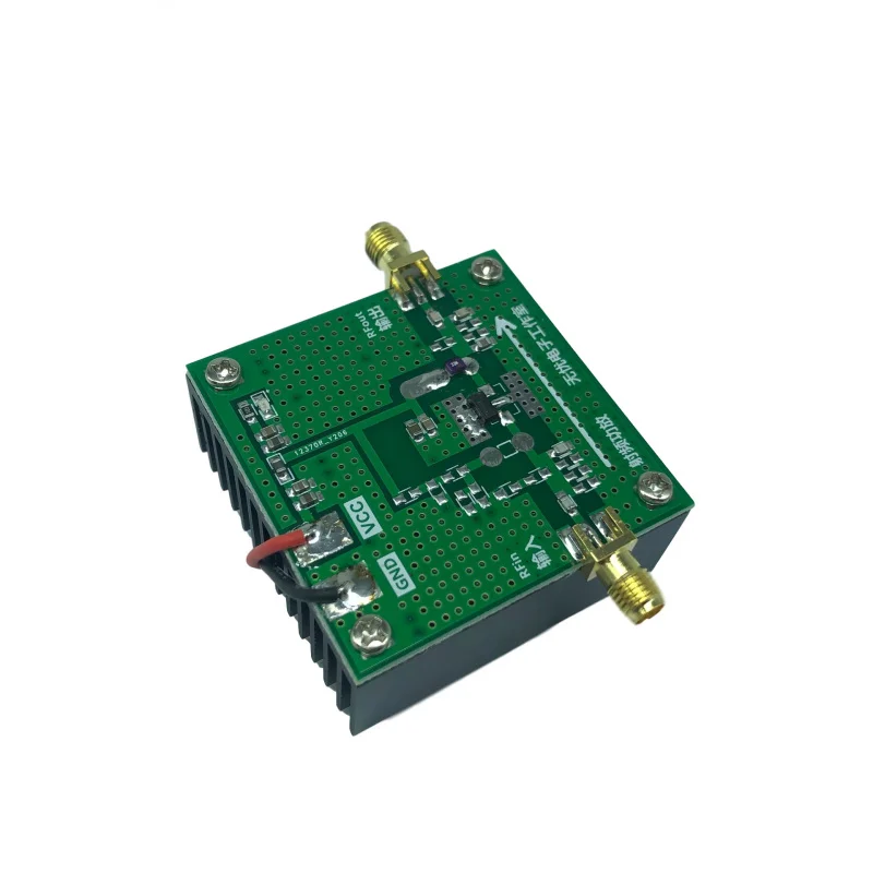 

400MHZ-4GHZ 1WPower Amplifier Development Board TQP7M9103 With Large Cooling Fin Support Continuous Work