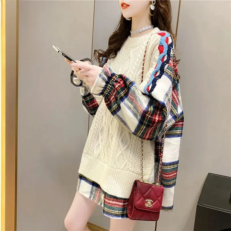Women's 2025 Fall Winter New Arrival Oversized Lazy Style Plus Size Mid-Length Shirt Hem Patchwork Knitted Sweater Outerwear
