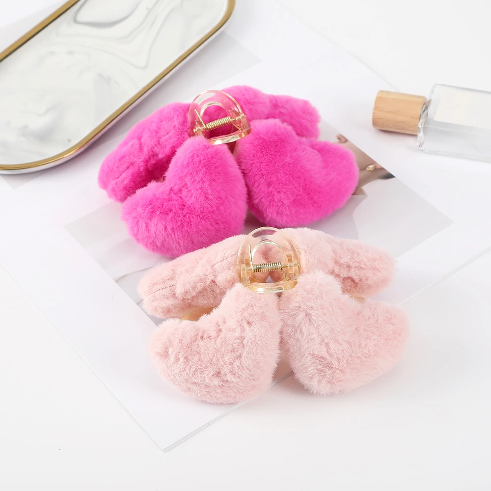 AWAYTR Winter Fluffy Plush Double Heart Hair Claw Clips Elegant Barrettes Women Girls Cute Large Non-Slip Shark Hairpins