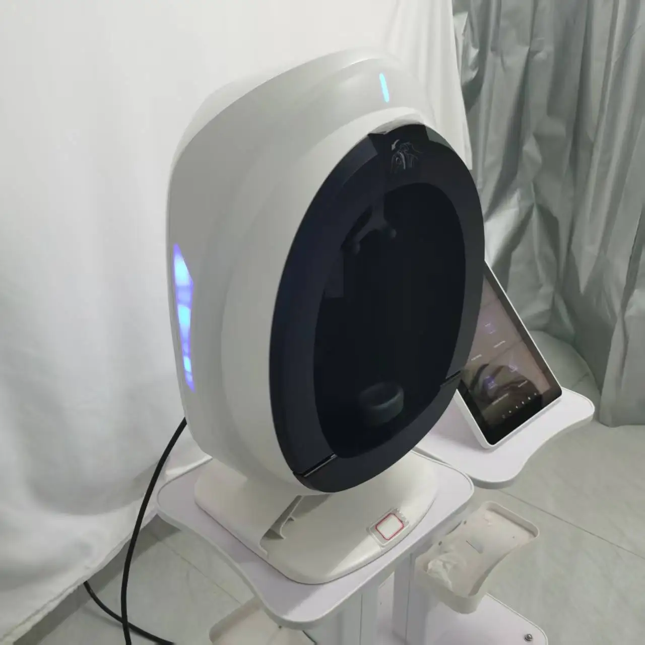Professional 3D Skin Analysis Mirror 8 Spectra UV Wood Lamp Facial Scanner AI Intelligent Analyzer