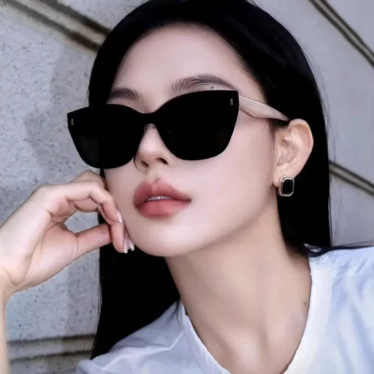 

Vintage UV Protection High-grade Sunglasses Summer Women's Oversized Beach Frameless Sun Glasses Outdoor Sports MJ0548