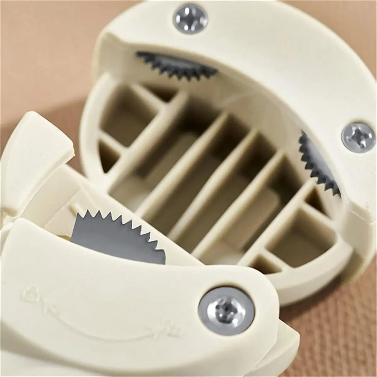 N14R Top Handy Bottle Jar Easy Opener Multi-Function Kitchen Tool Multi Kitchen Tool for Jelly Jars Wine Opening Tool White
