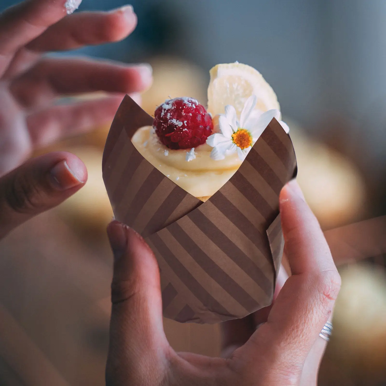 150Pcs Strong Paper Cupcake Liners Flower Design High Temperature Resistant Baking Cups Muffin Liners Disposable Dessert Serving
