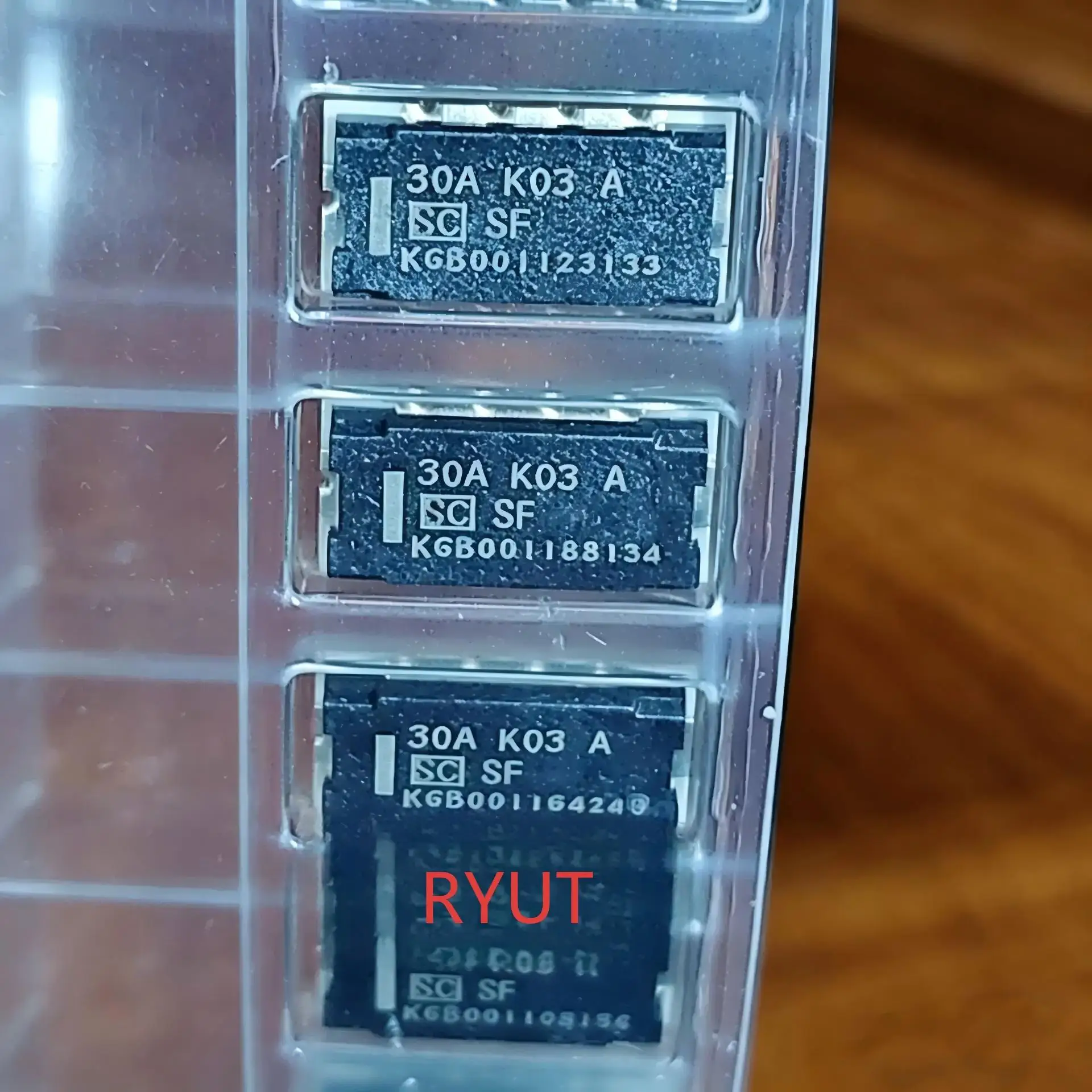 3pcs/lot 3 sets 30AK 03A SFK-1230 multi-string lithium battery fuse 9.5 x 5.0 x 2.0
