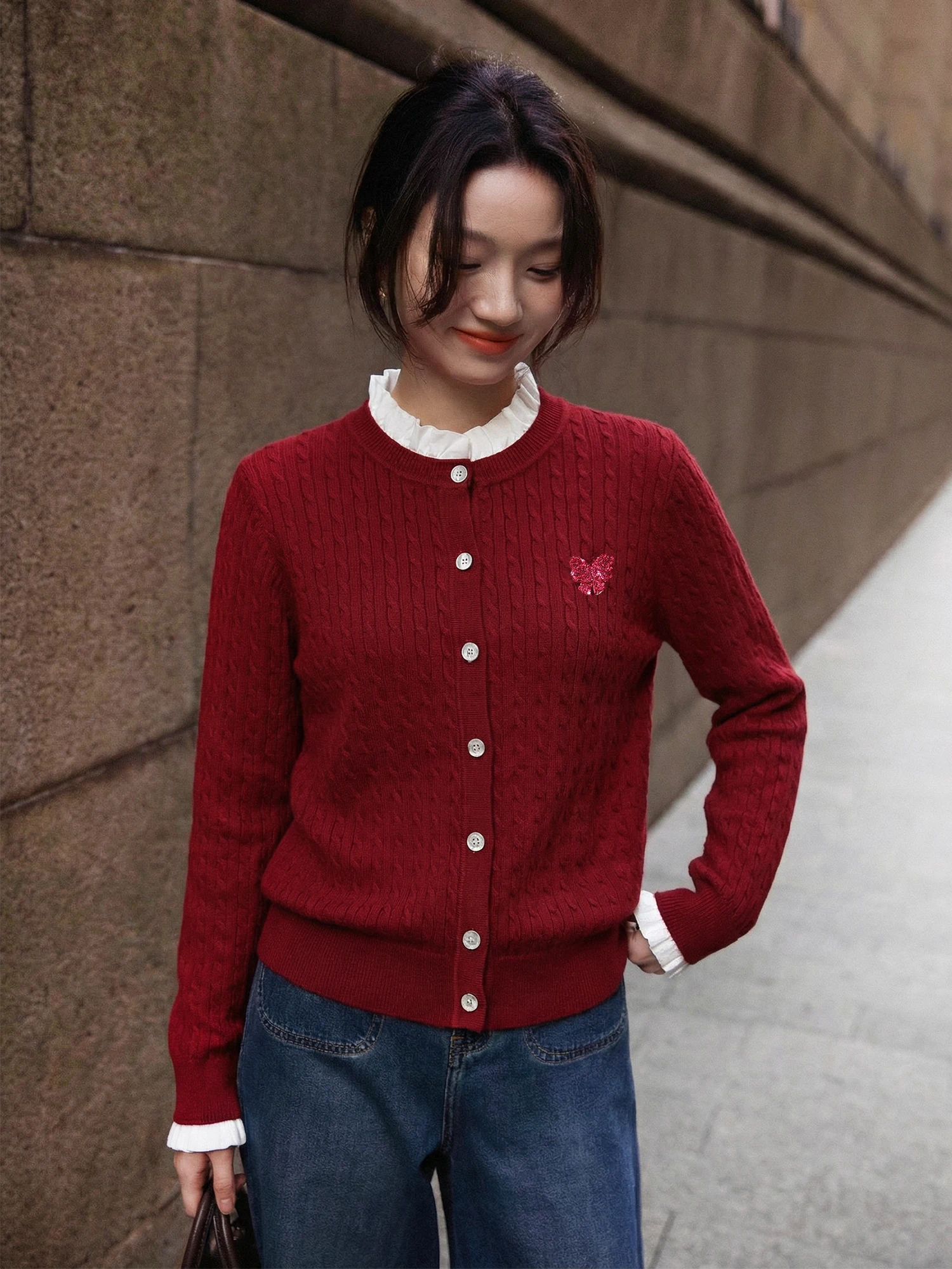 

Chivirin Women's ort Knitted Sweater Woolen round Ne Design Sensation Color Colion Wood Ear Decoration Spring Autumn