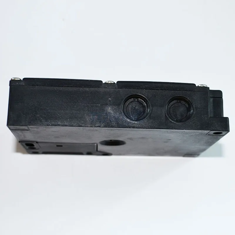 مصنع رائجة البيع 100% جديدة ومبتكرة ألمانيا SCHMERSAL مفتاح أمان مغناطيسي AZM 161SK-12/12RK-M16-24V