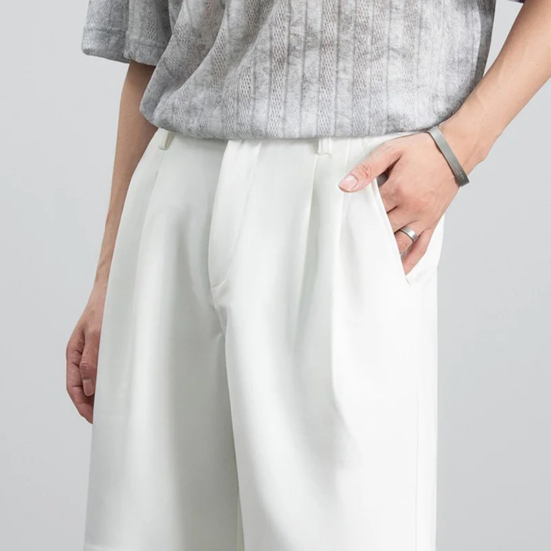 Plus-Size Men's Summer New White Suit Shorts with a High-End Feel, Trendy Loose Five-Point Pants, Versatile for Commuting