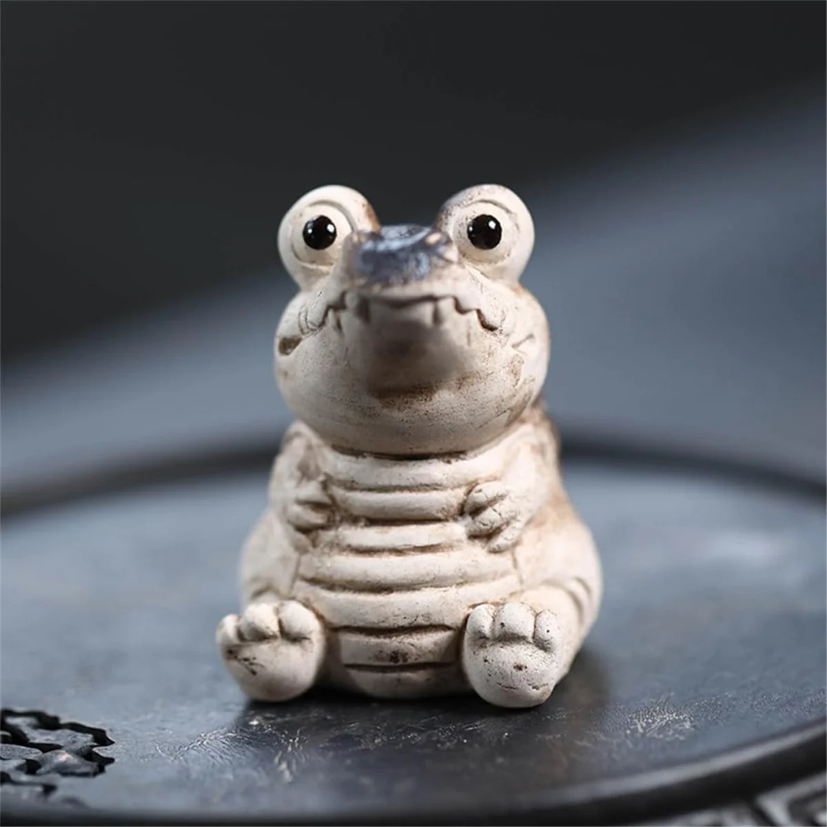 Crocodile Baby Figurine Tea Pet for Home Garden Decor, Cute Crocodile Statue, Mini Alligators Figurine C