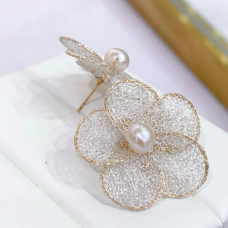 

SGARIT Women's Pearl Petal Ball Earrings 14k Filled Gold Pearl Studs Ear Buckle Party Holiday Jewelry Gifts SE20